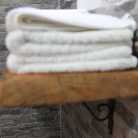 Eski Hotel *